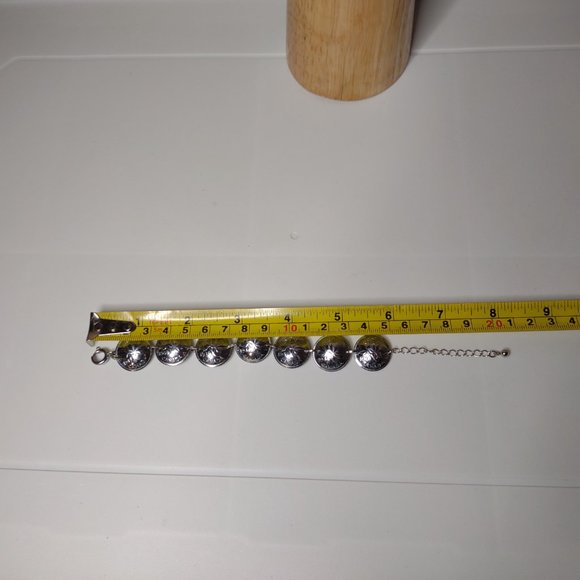 Very Awesome Canada 1 Cent Bracelet - Picture 5 of 10